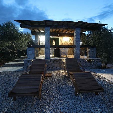 Holiday Home Petar Drage Buitenkant foto