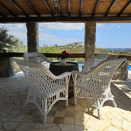 Holiday Home Petar Drage Buitenkant foto