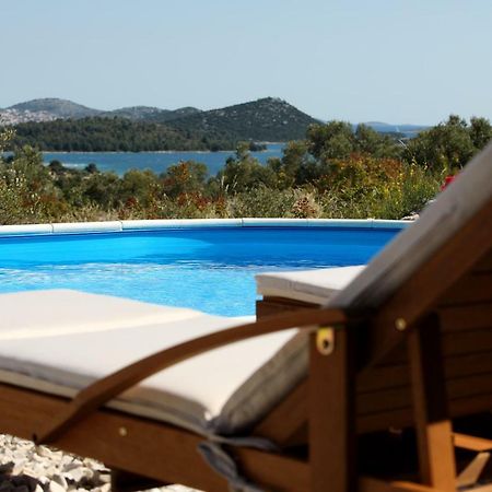 Holiday Home Petar Drage Buitenkant foto