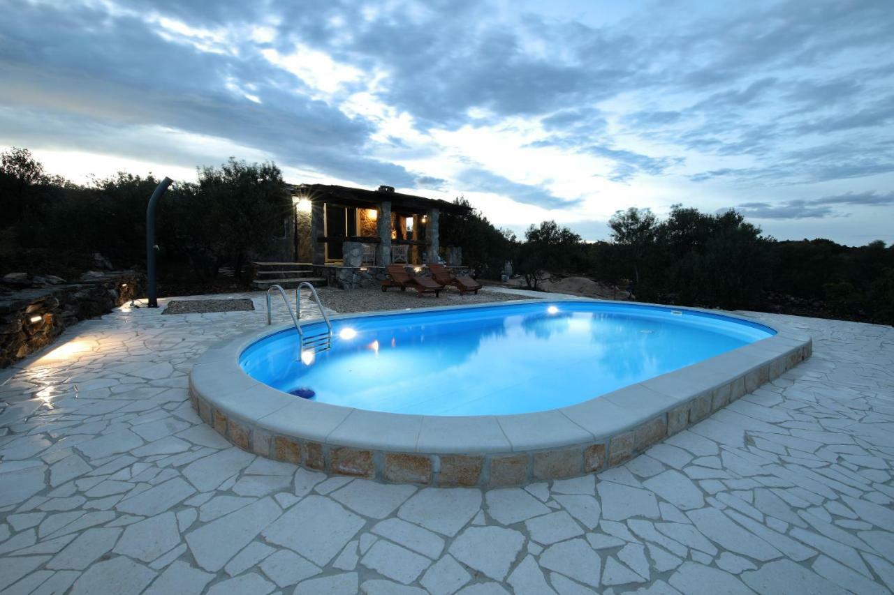 Holiday Home Petar Drage Buitenkant foto