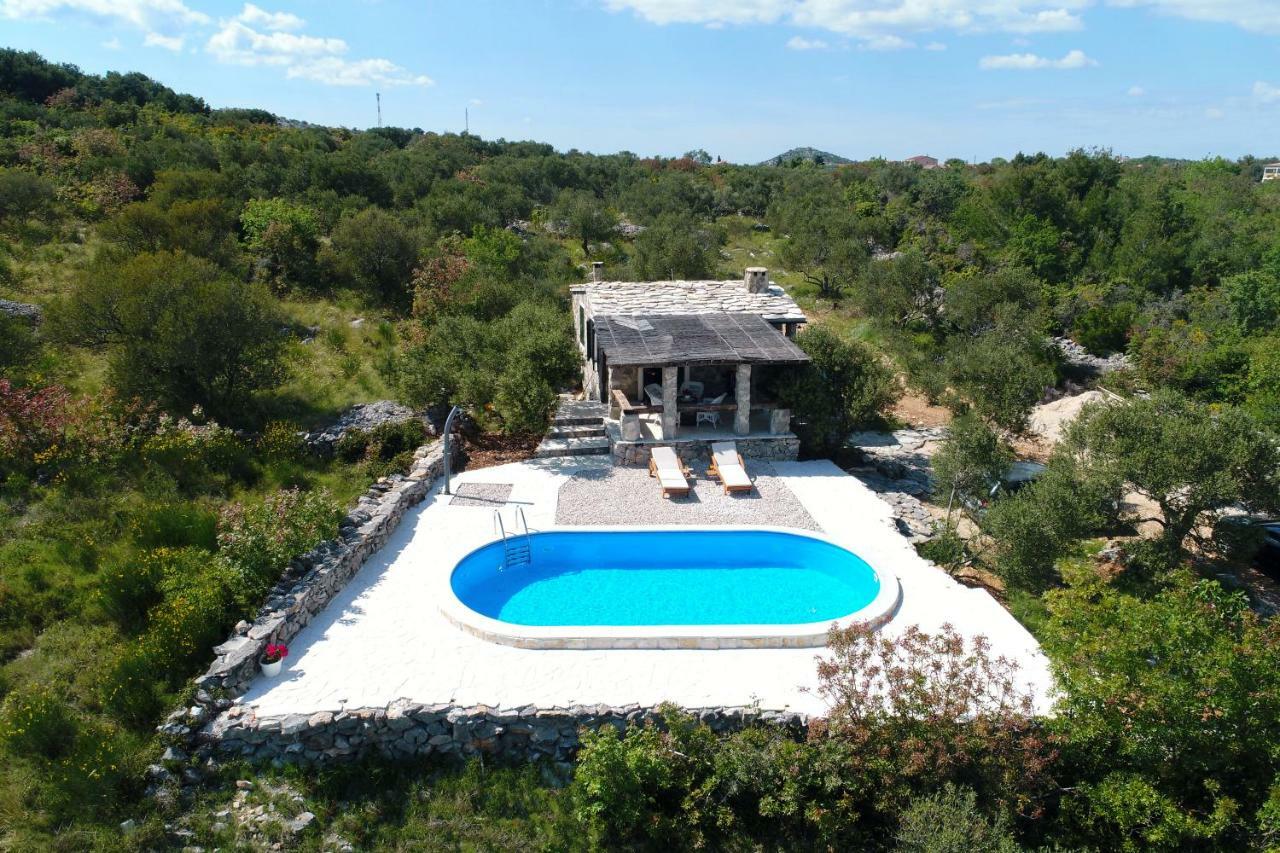 Holiday Home Petar Drage Buitenkant foto