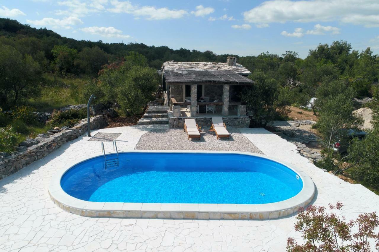 Holiday Home Petar Drage Buitenkant foto