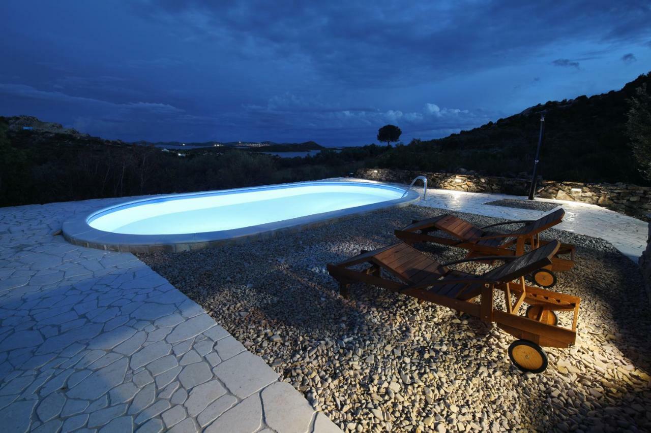 Holiday Home Petar Drage Buitenkant foto