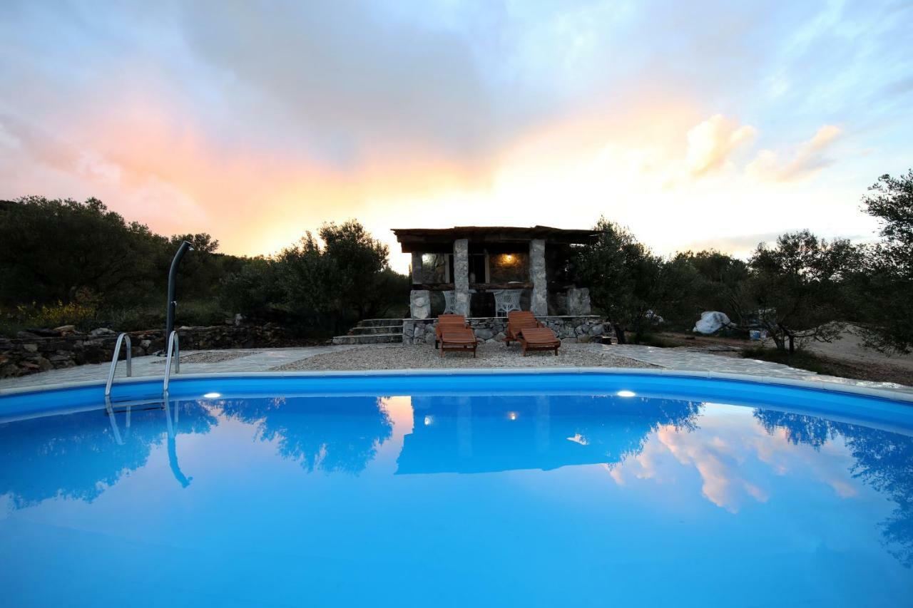 Holiday Home Petar Drage Buitenkant foto